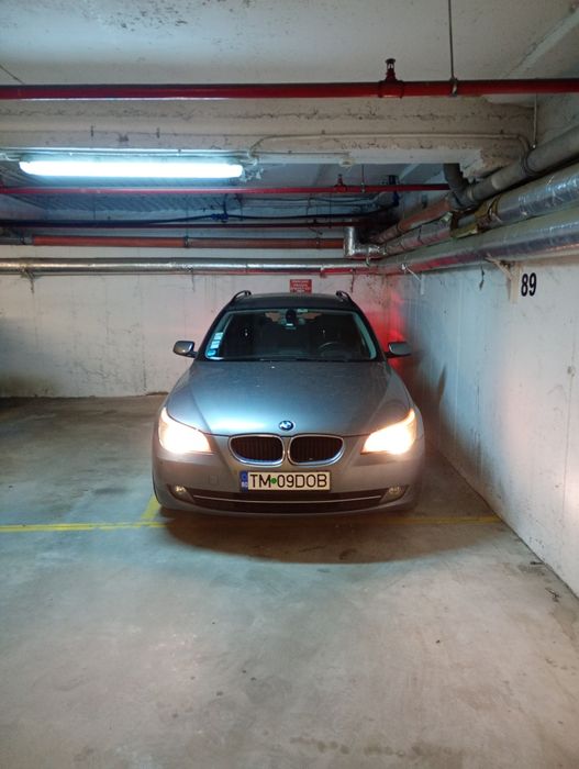 Închiriez locuri de  parcare subterane Ring