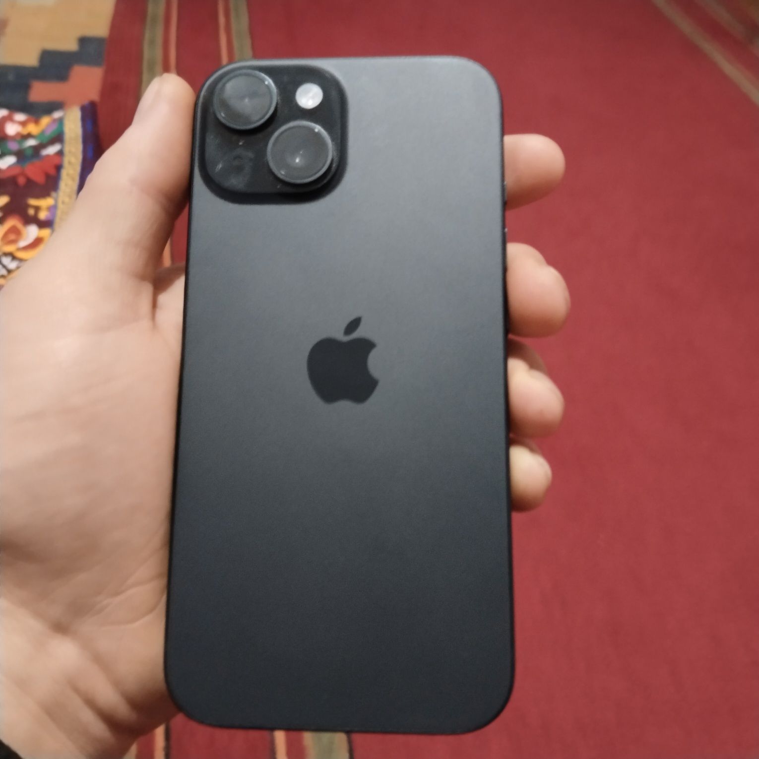 iPhone 15 iPhone 15