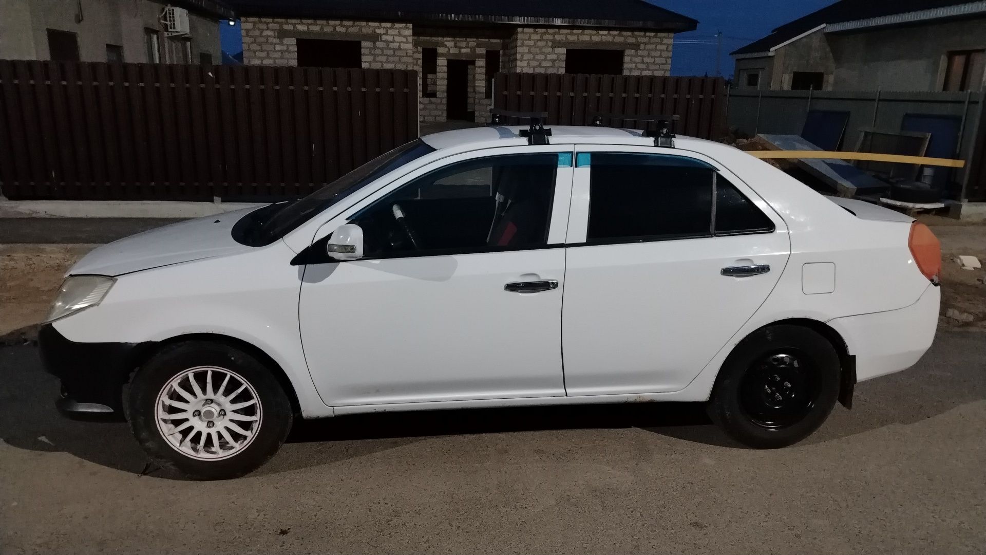 Geely mk 2013ж..