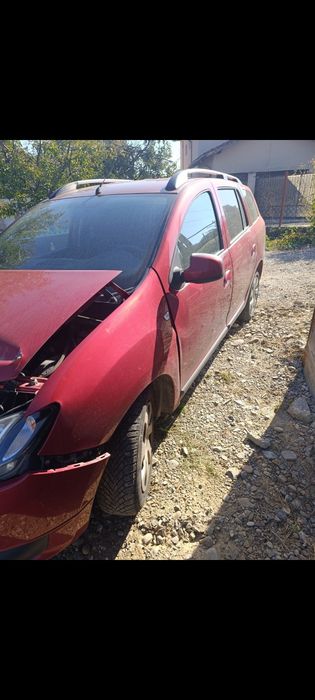 Vând stâlp , praguri,aripa spate Dacia Logan MCV