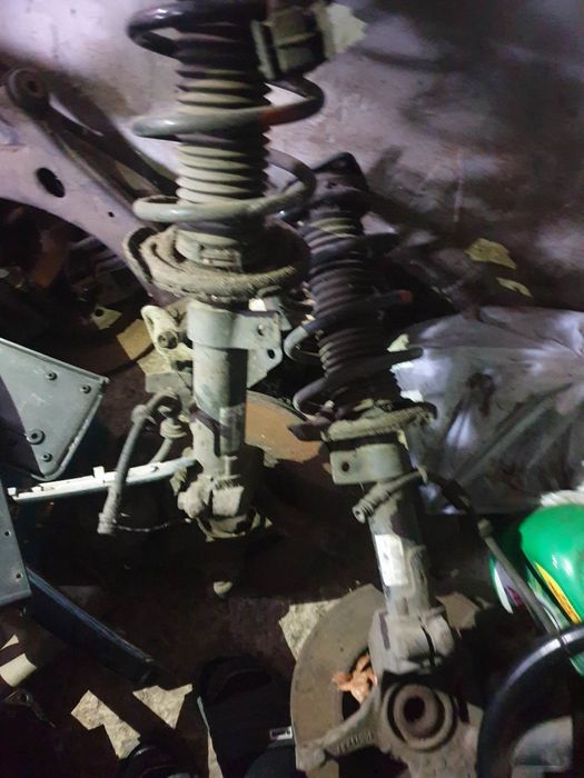 Piese Ford C Max 1.8 TDCI 2006