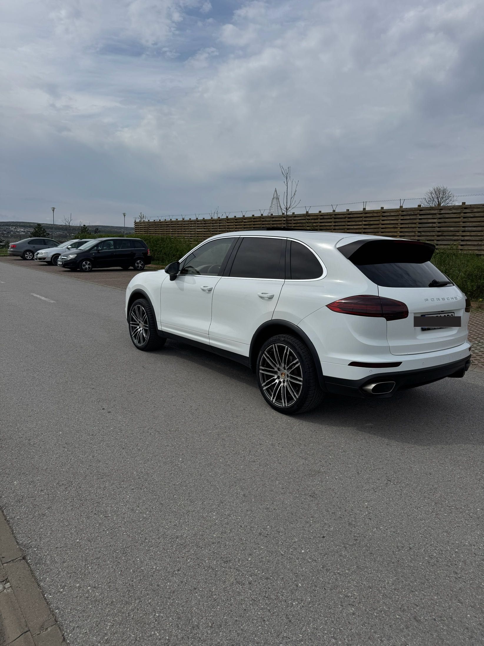 Vand PORSCHE Cayenne