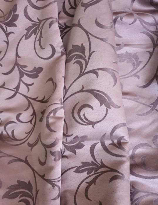 Завеси перел от рози