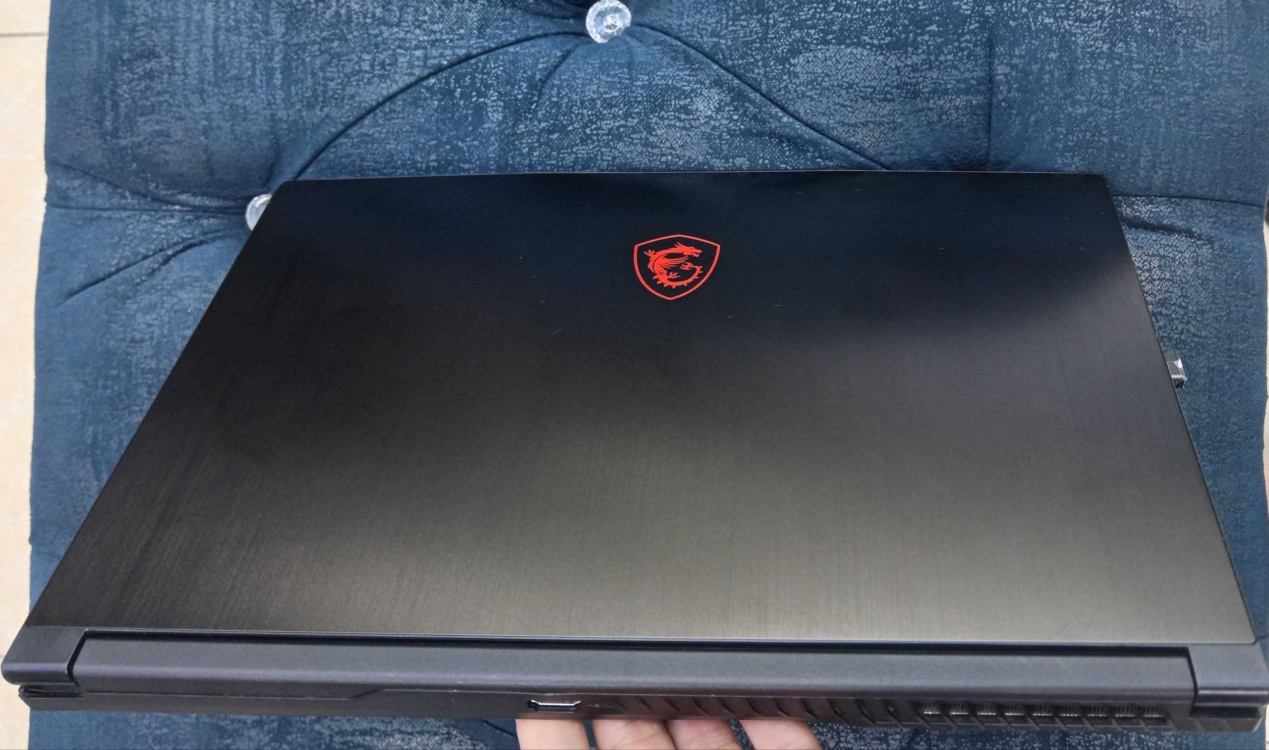 Noutbuk MSI GAMING  core i5 10 th gen 16/256/500 gtx 1650 xolati zor.