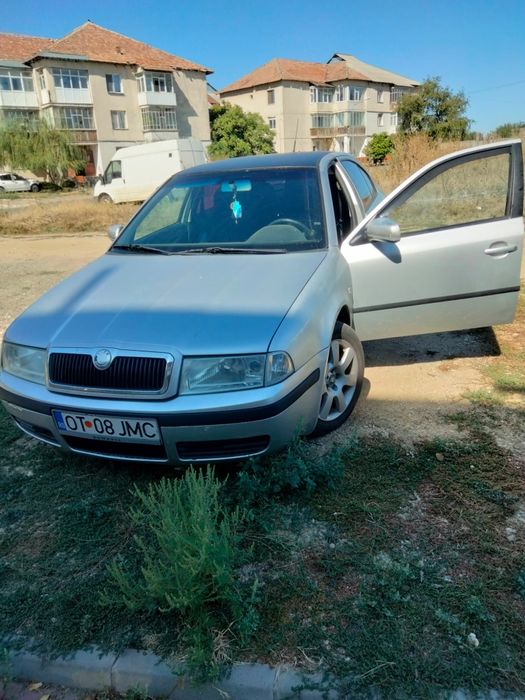 Vând Skoda Octavia