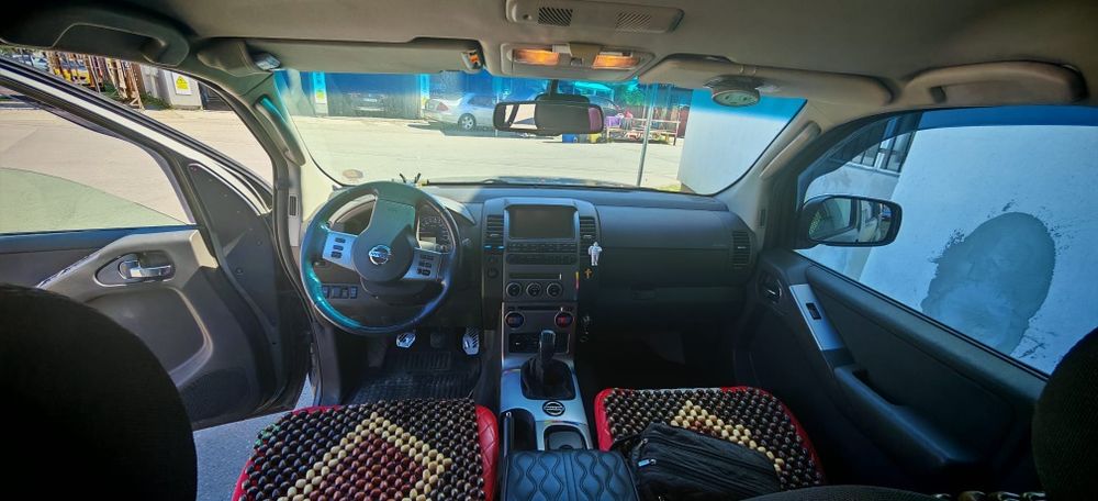 Nissan pathfinder