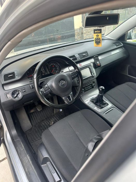 Volkswagen passat 2.0 140 CP