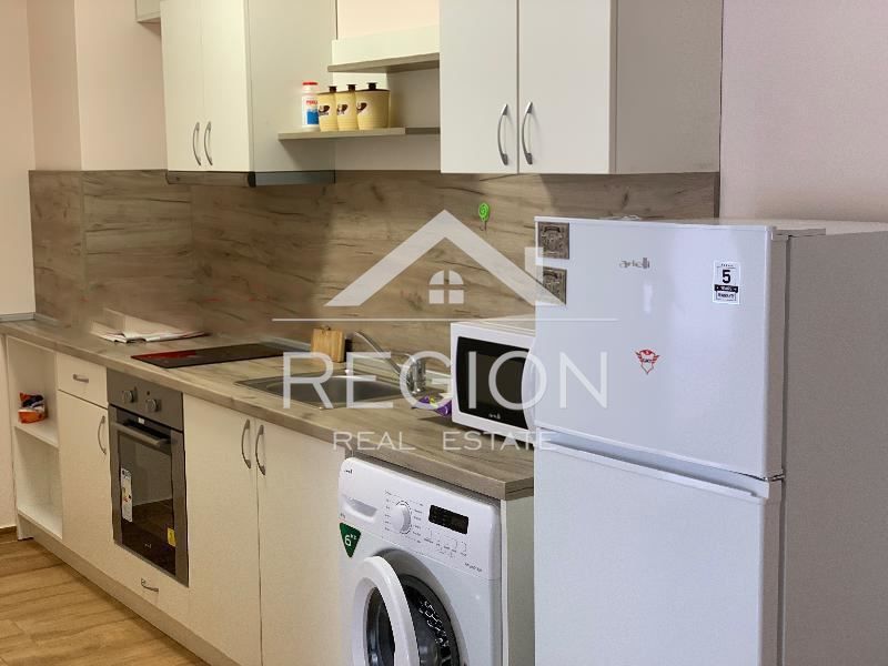 Дава се под наем Четиристаен апартамент в Варна, Левски - 118 кв.м за 765 € - Снимка #2