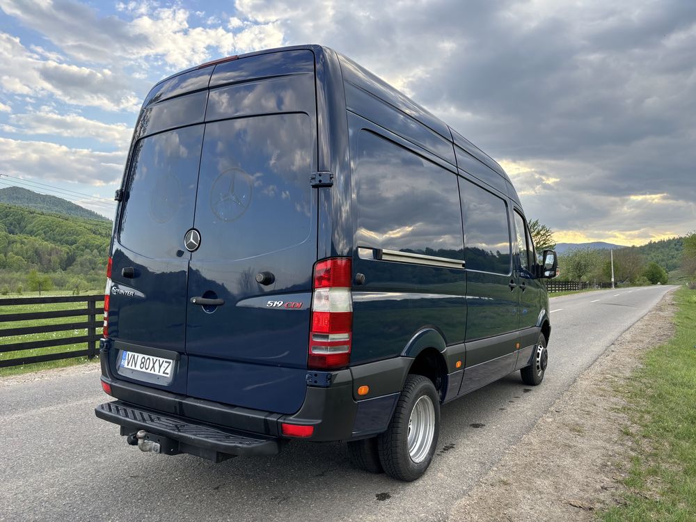 Mercedes Sprinter 519 Motor 3L  190 CP Categ . B Manuala Climatronic