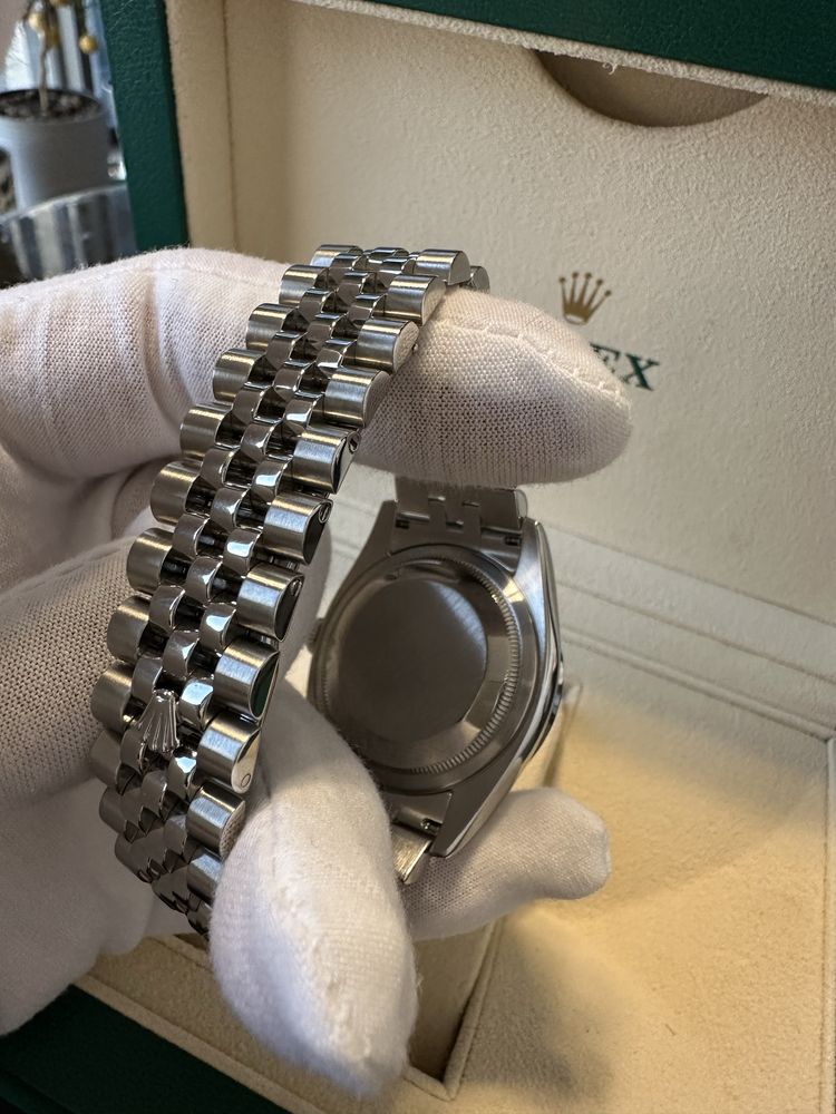 Rolex DateJust diamonds