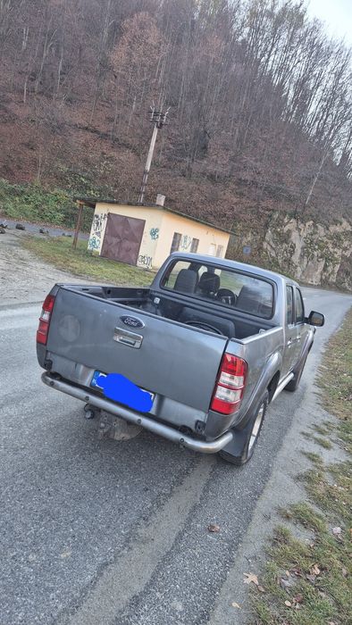Vând Ford Ranger