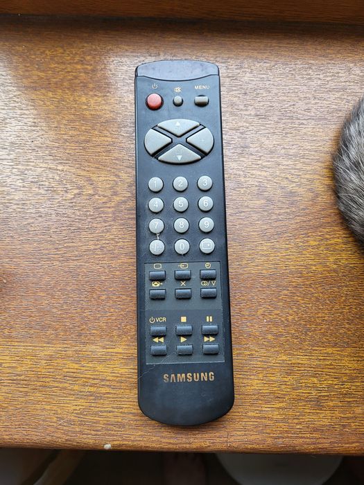 Продам пульт самсунг.