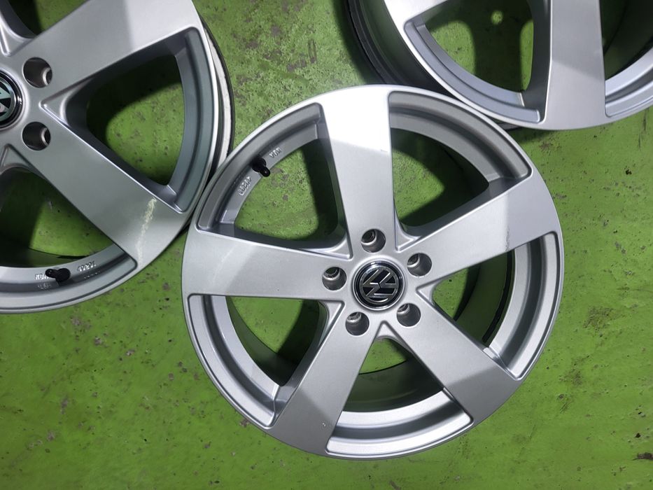 17 5x112 Vw Passat Touran Caddy Golf Skoda Audi 5х112