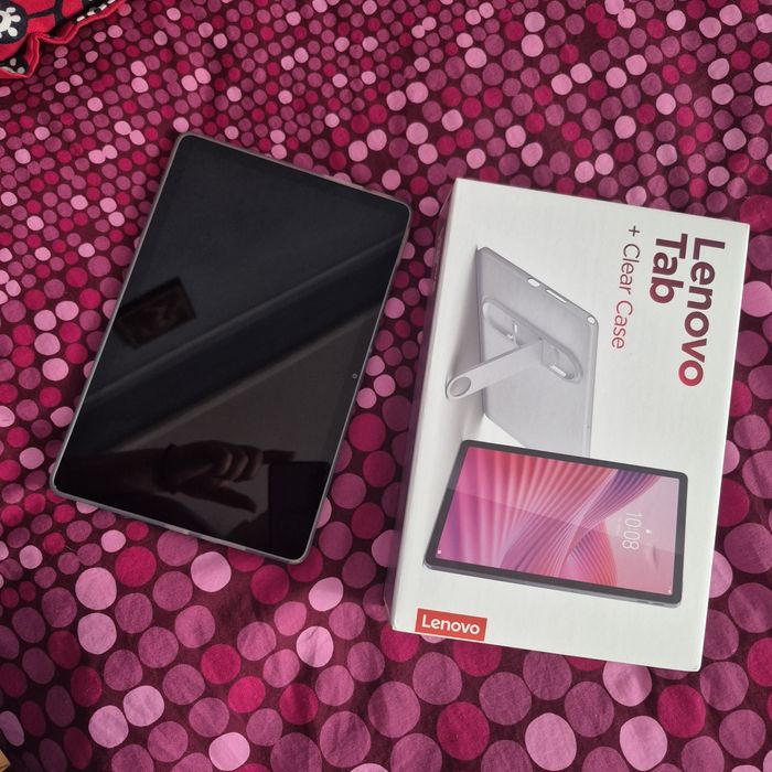 Tabletă Lenovo...