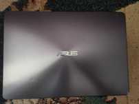 ASUS i3 ZenBook UX430