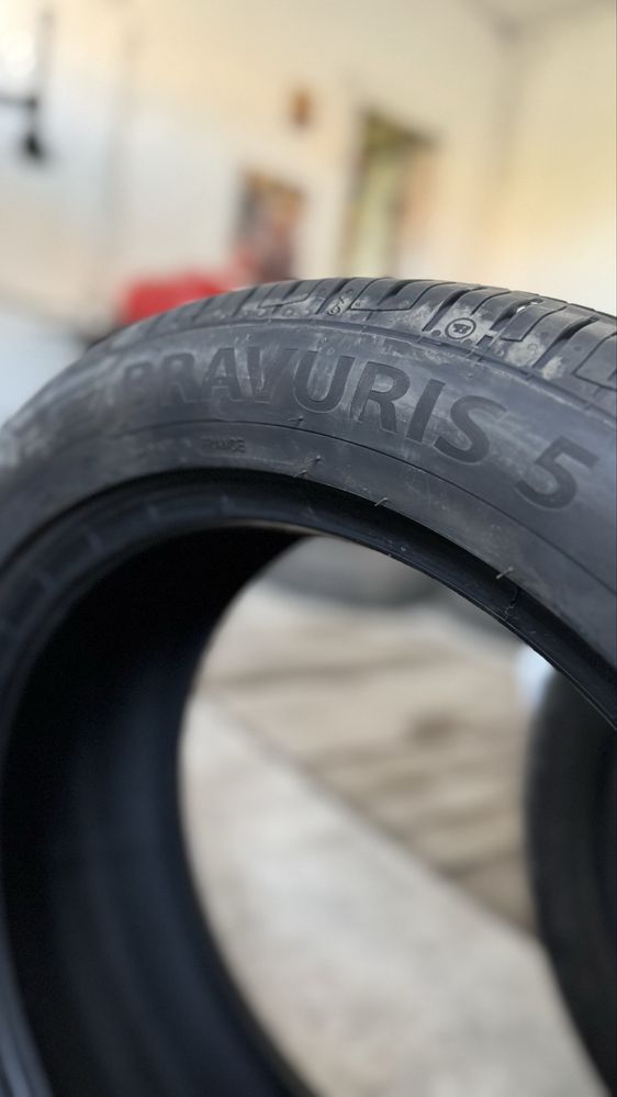 Летни гуми Barum Bravuris 5 215/50/17