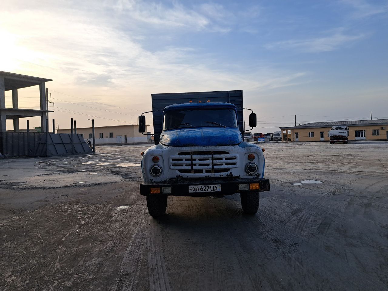 Zil 130  quqonda
