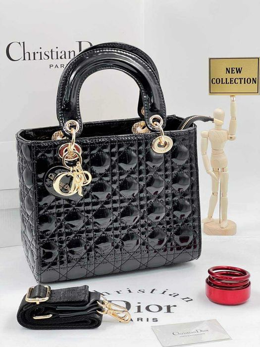 Чанти дамски луксозни на топ брандове