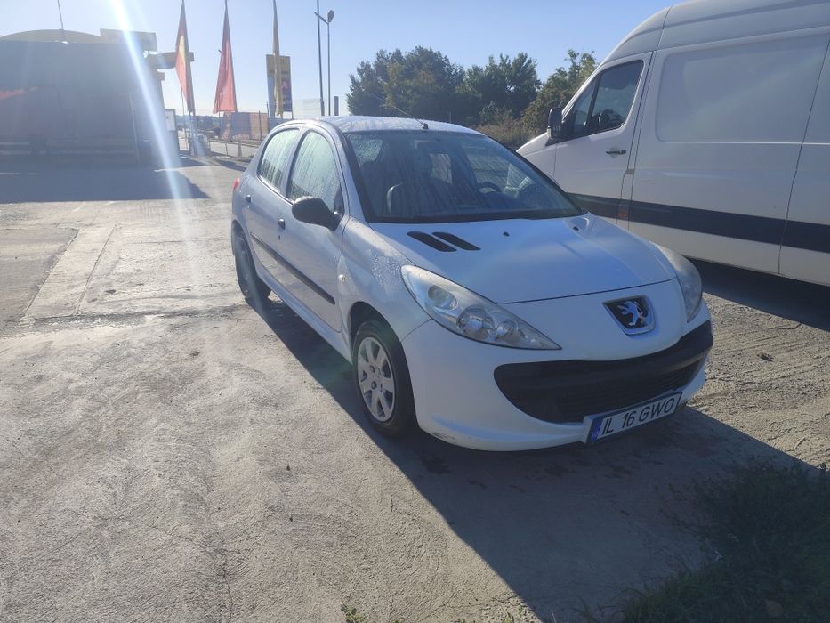 Vând Peugeot 206 plus
