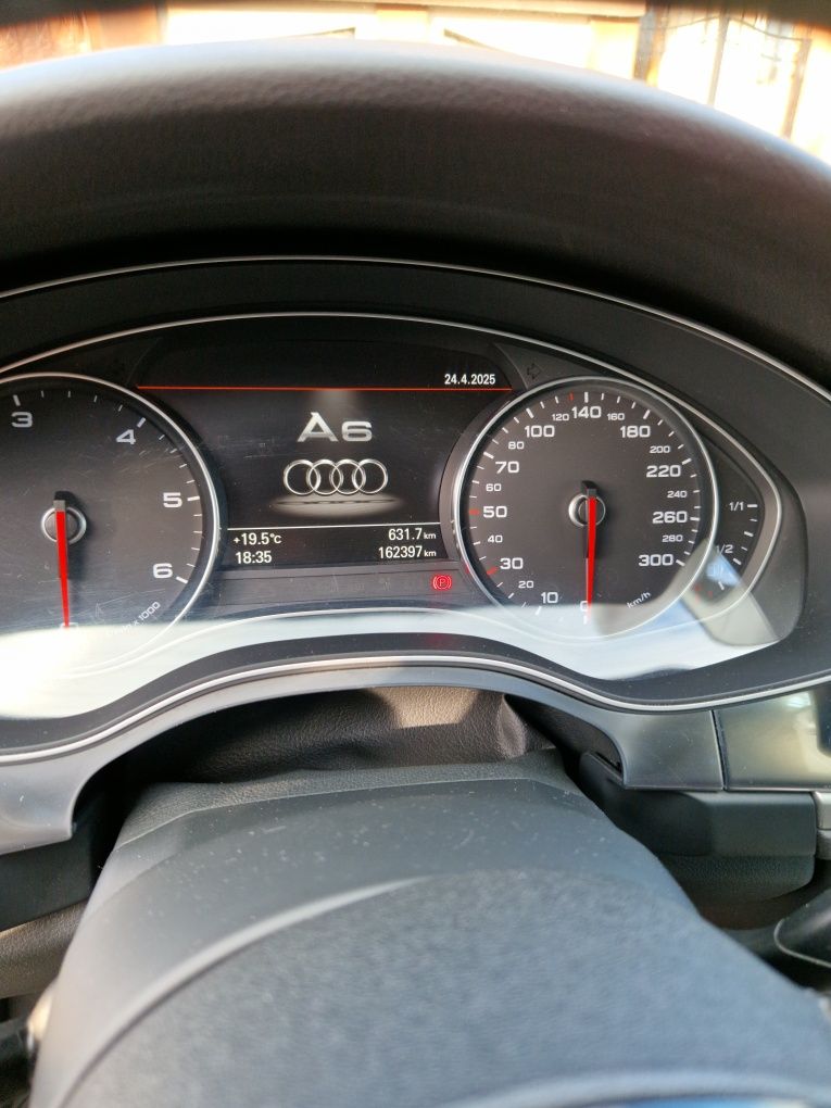 Audi a6 2014 2.0 tdi 177 cp/ schimb cu vwT5 / Mercedes V class