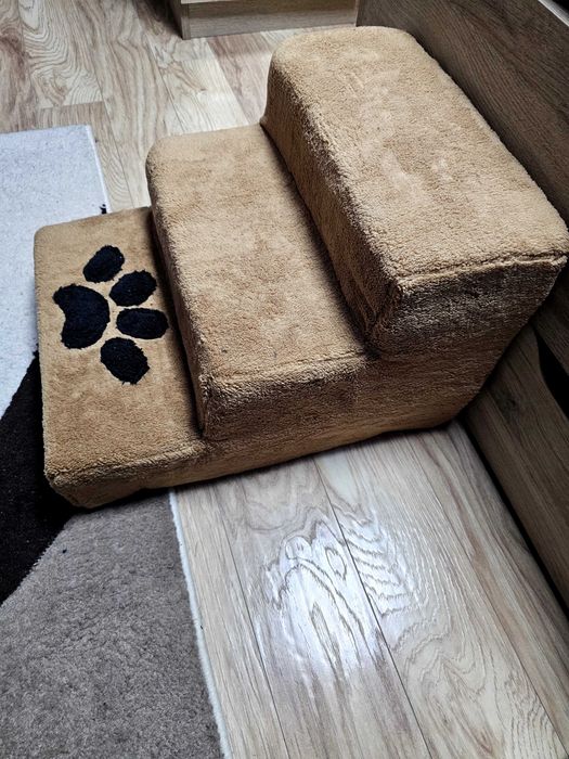 Стълбичка за малък домашен любимец