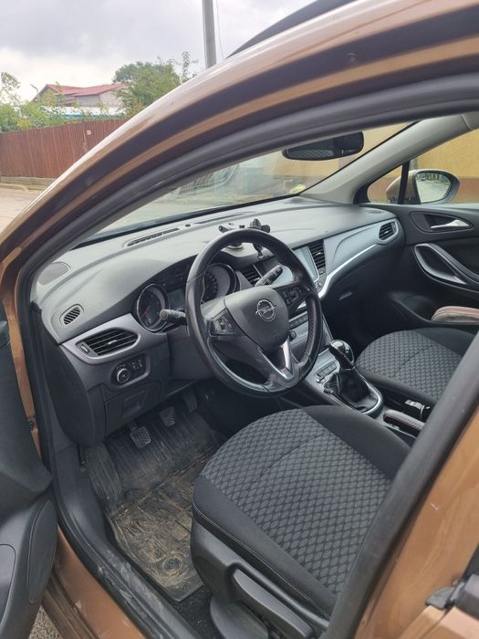 Vând Opel Astra k