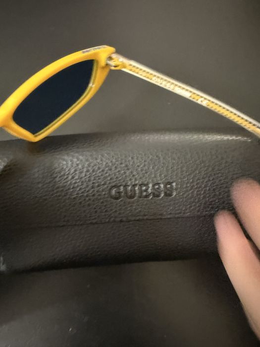 Слънчеви очила марка Guess