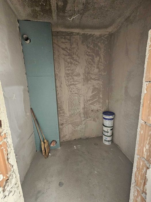 Продава се Тристаен апартамент в София, Витоша - 102 кв.м за 1814 €/кв.м - Снимка #2