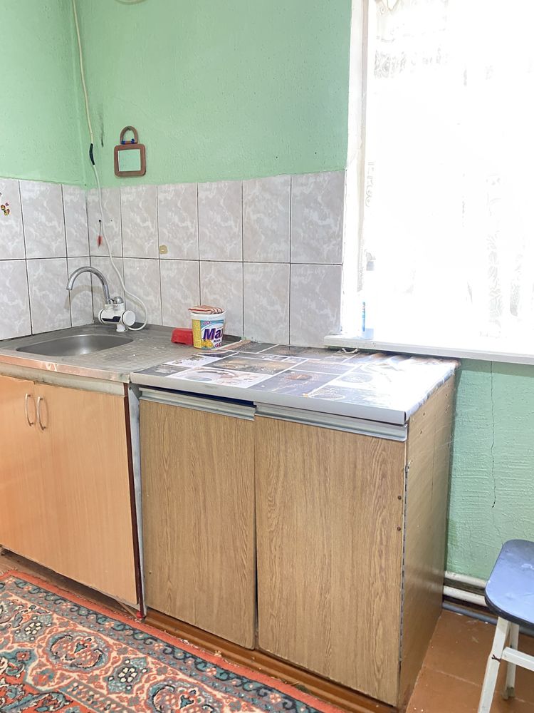Продается холодильник раковина газ плита кухонный гарнитур