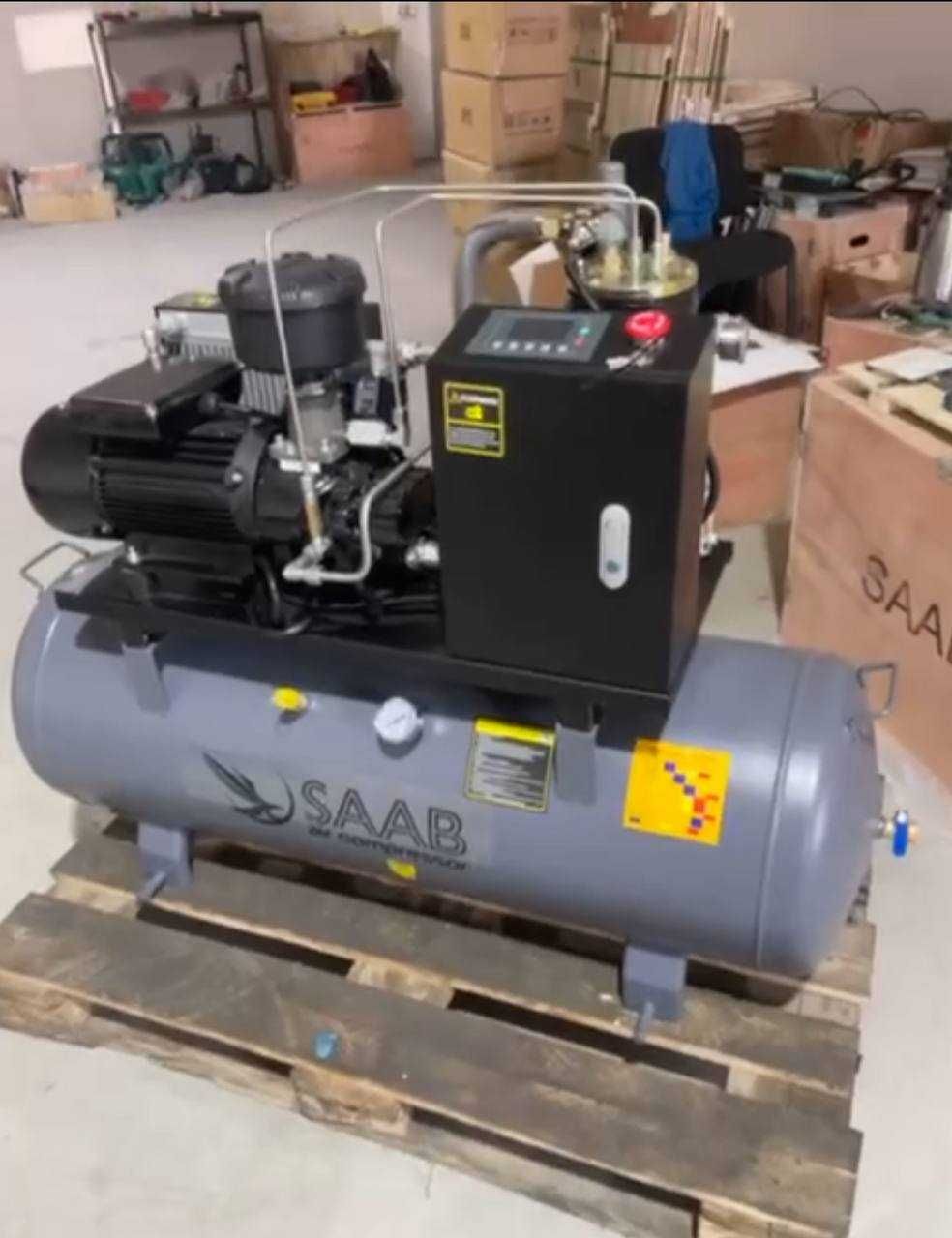 Vintovoy kompressor 3 kw SAAB  150l  Vintovoy kampressor