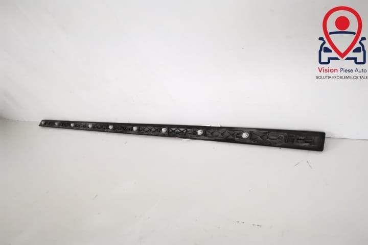 Ornament Usa Geam Dreapta Fata Original In Stare Buna BMW  Seria 7  G1