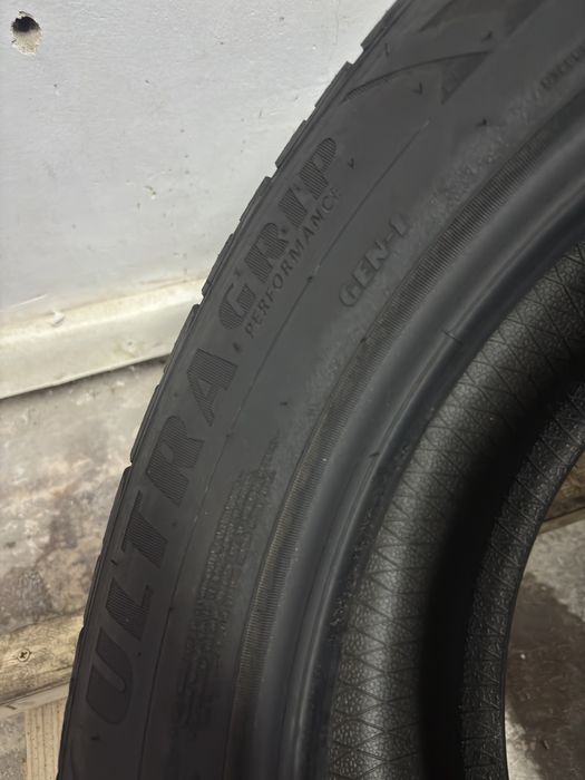 235/55R18 104H GoodYear DOT21