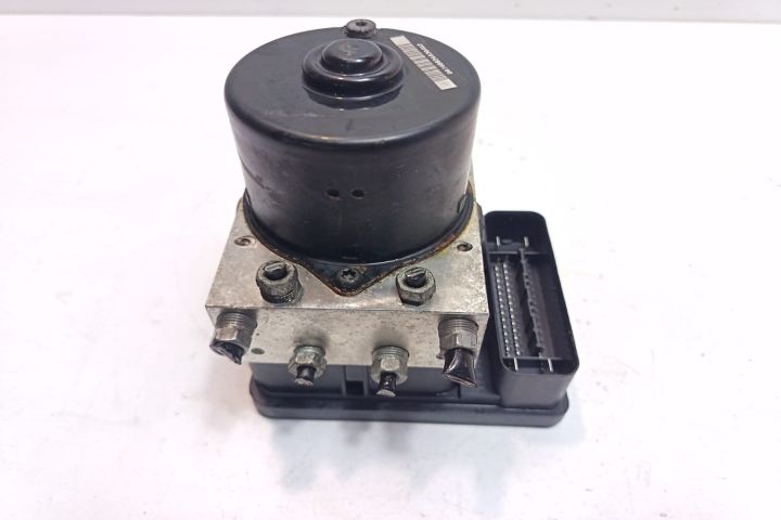 Pompa ABS 3M512C405HB Ford Focus a 2-a generatie