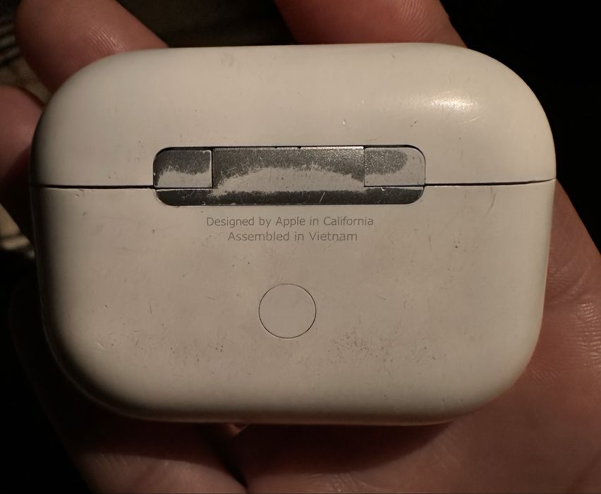 Срочно продам airpods pro2 оригинал