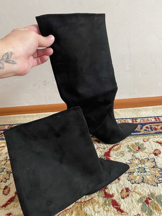 Продам ботильоны в идеальном состояние 39размер за 10тысячи