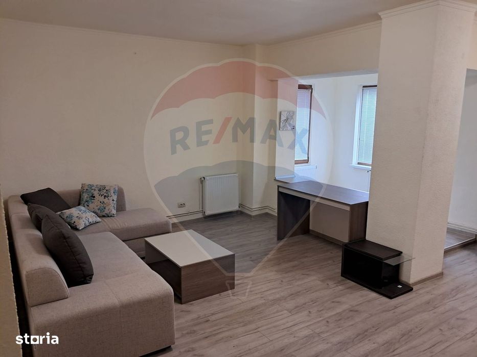 Apartament 4 camere de închiriat în zona Ultracentral