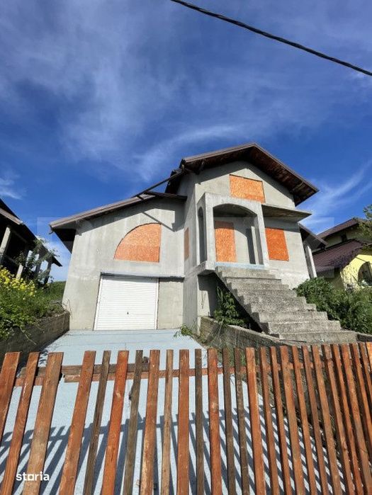 Casa la Rosu - 270 MP - Vedere Panoramica - Falticeni