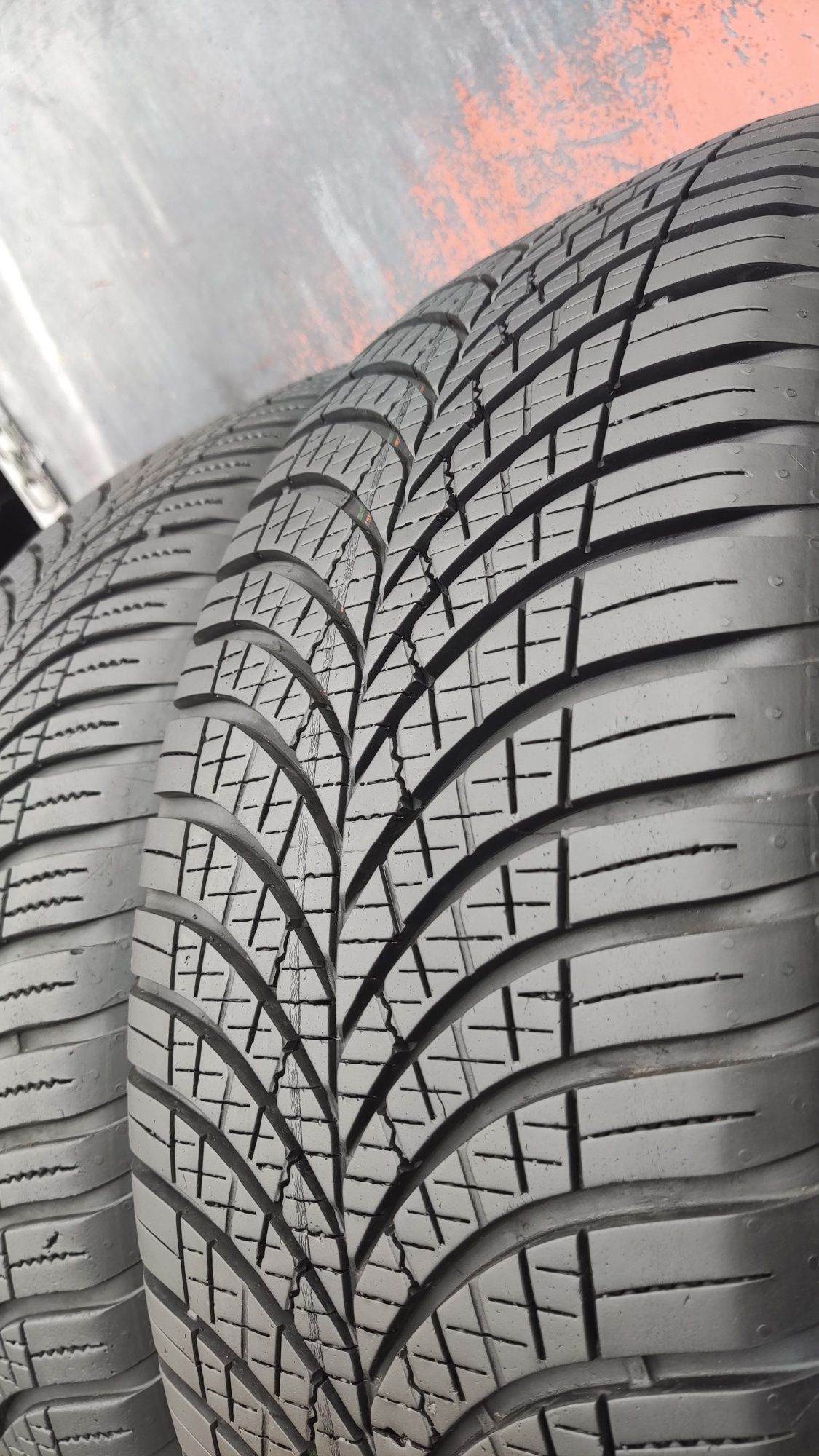 4бр. всесезонни гуми 225/55/19 GoodYear Vector 4 Season, дот22
dot4422