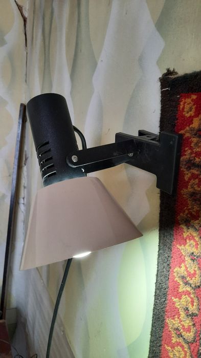 Лампа на прищепки.