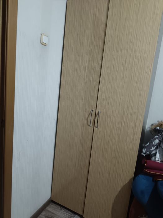 Продам плательный шкаф