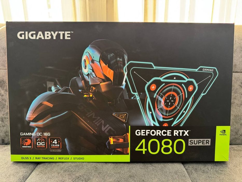 Видеокарта RTX 4080 super