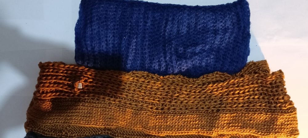 Patru gulere de dama noi