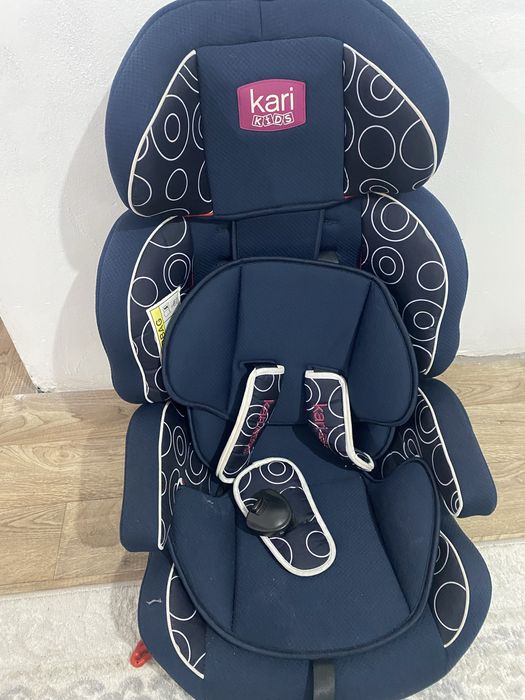 Продам автокресло фирменный