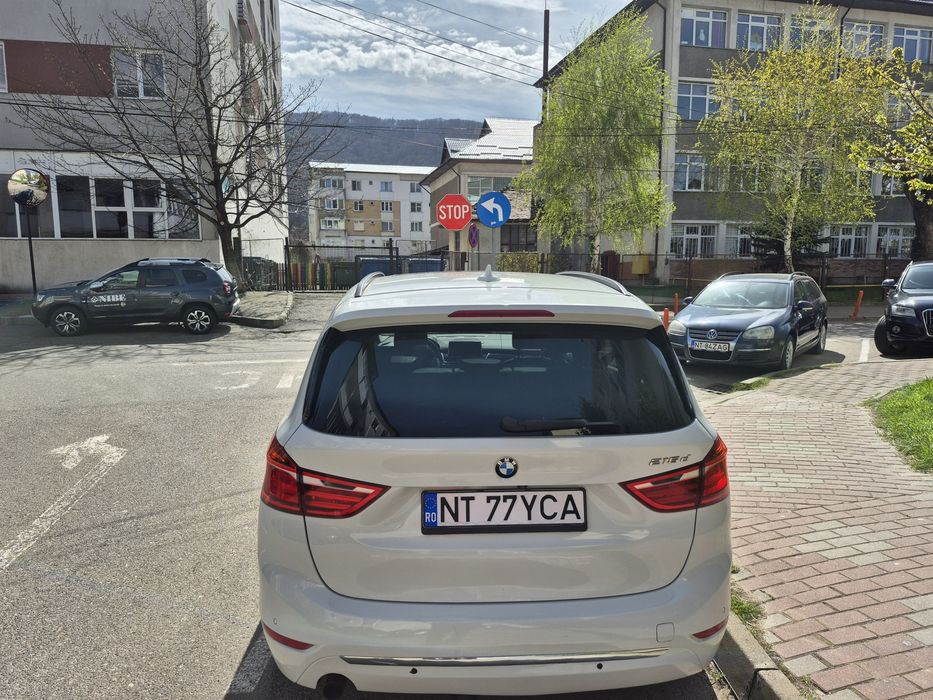 Bmw 216d grand tourer 7 locuri - super masina de familie
- Amplă reviz