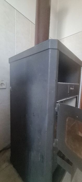 Печка на дърва и въглища