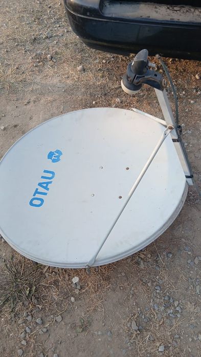 Антенна спутниковая