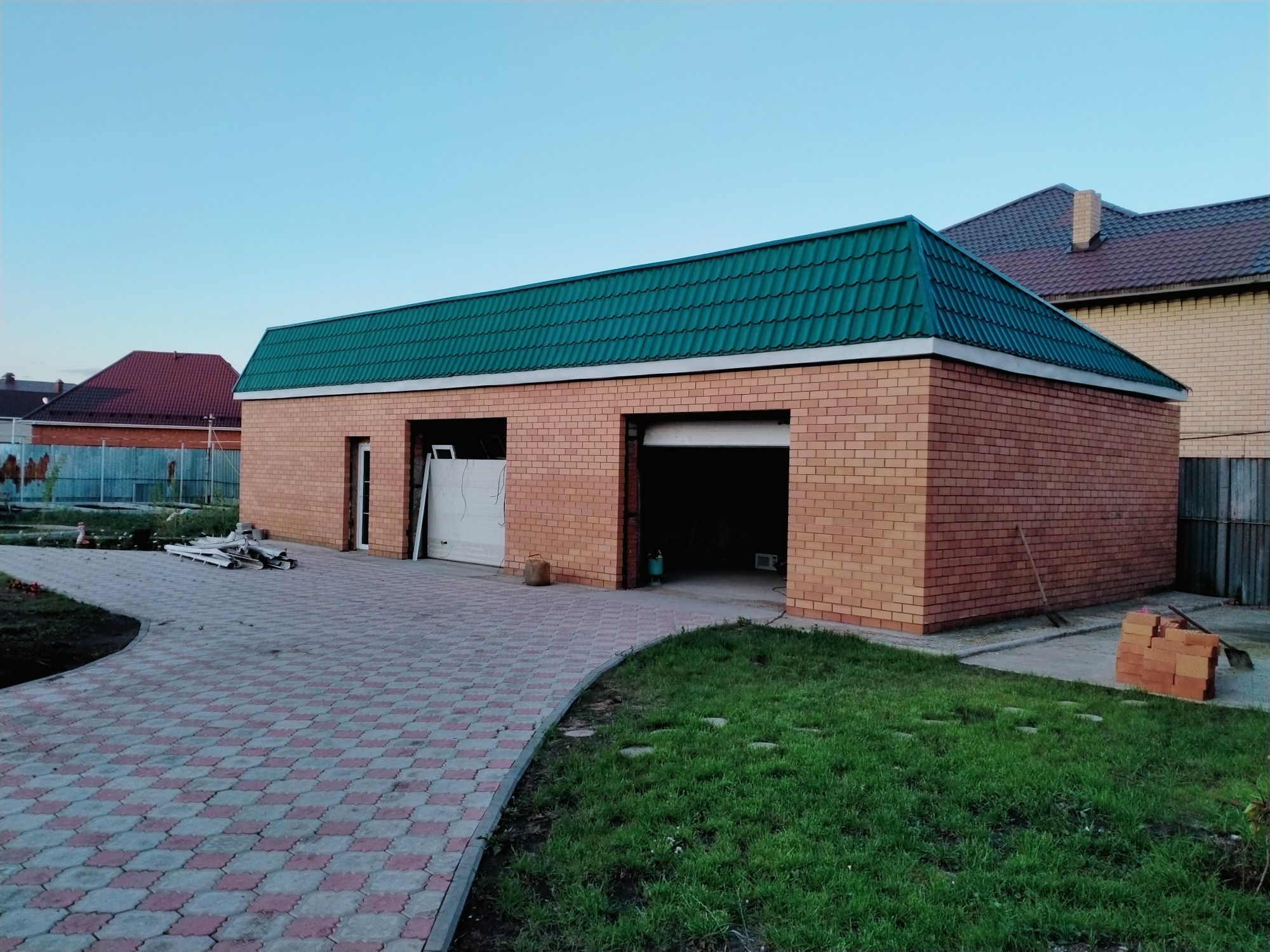 Кладка дома облицовка инси блок крыша фундамент