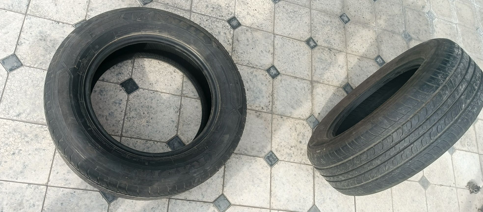 225/60/r16 шины в отличном состояние пробег 5 тыс