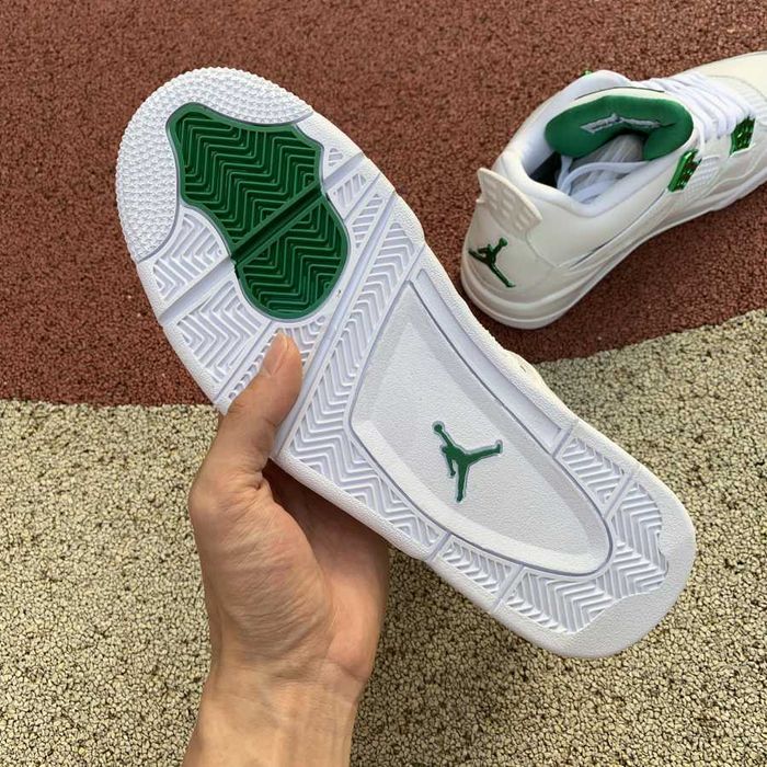 Air Jordan 4 Retro 'Green Metallic'