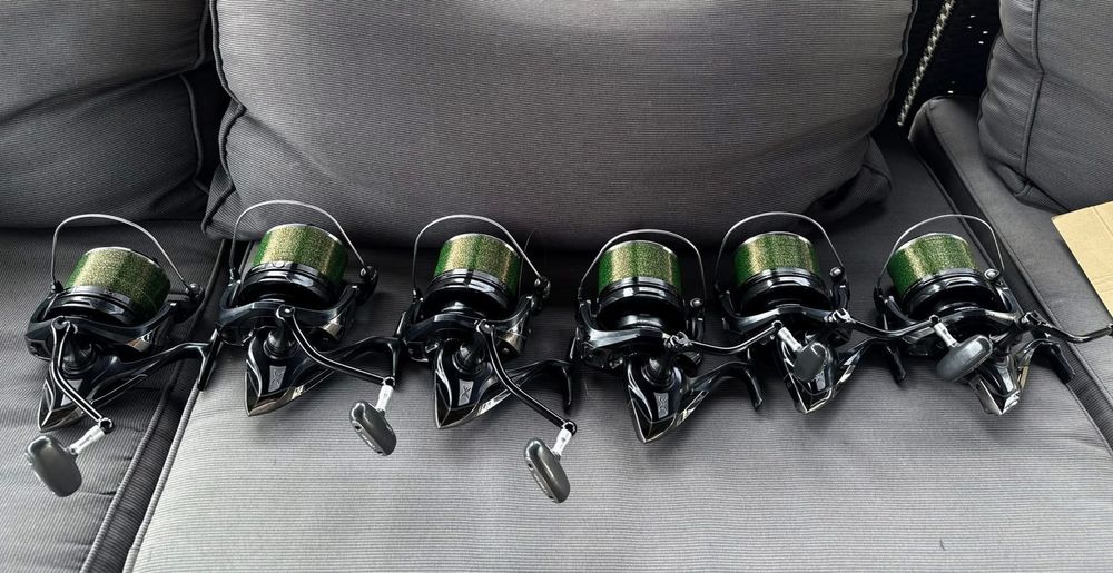 Vând 4 mulinete Shimano aero technium mgs 12000 xtb